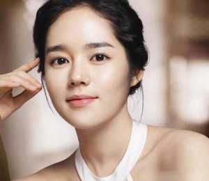 Cắt mí mắt được thực hiện như thế nào?